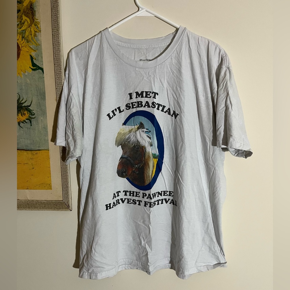💚3 for $15 parks and recreation lil’ Sebastian t shirt
